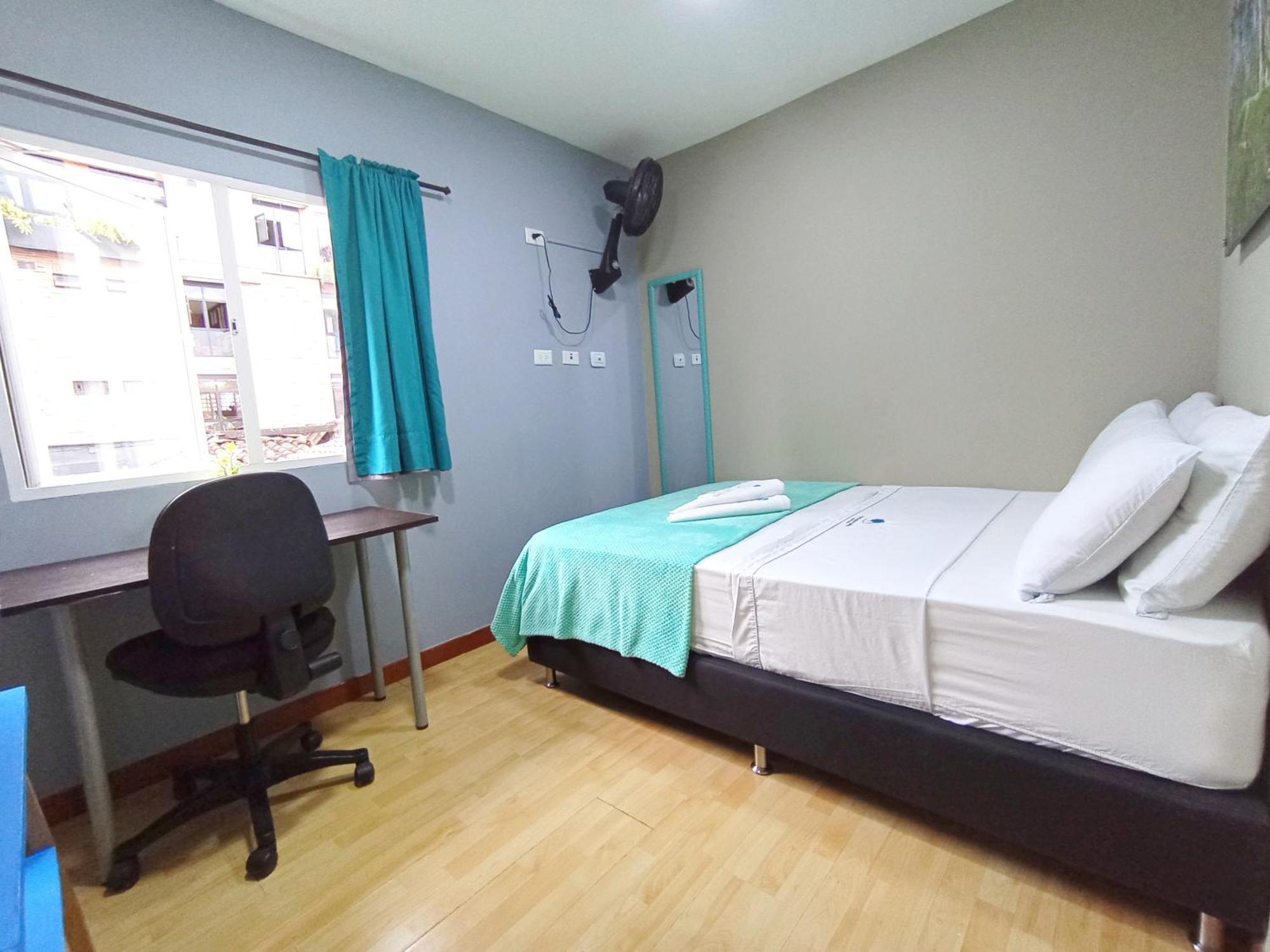 Poblado Park Guest House Medellín Buitenkant foto