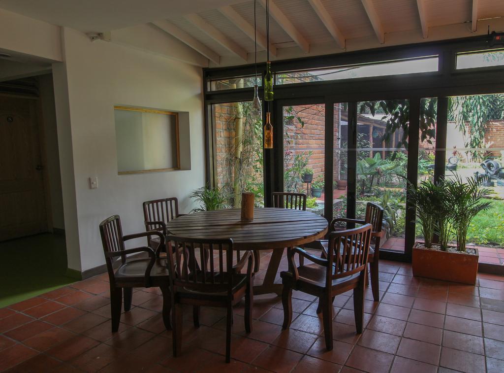 Poblado Park Guest House Medellín Buitenkant foto