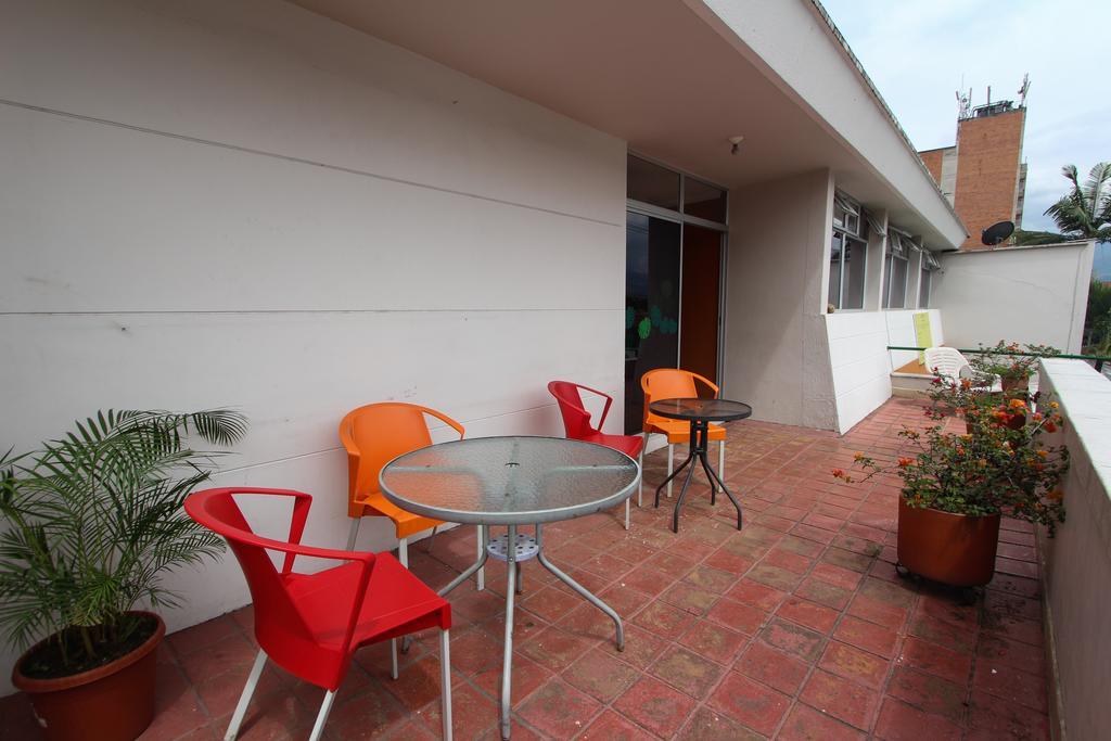 Poblado Park Guest House Medellín Buitenkant foto