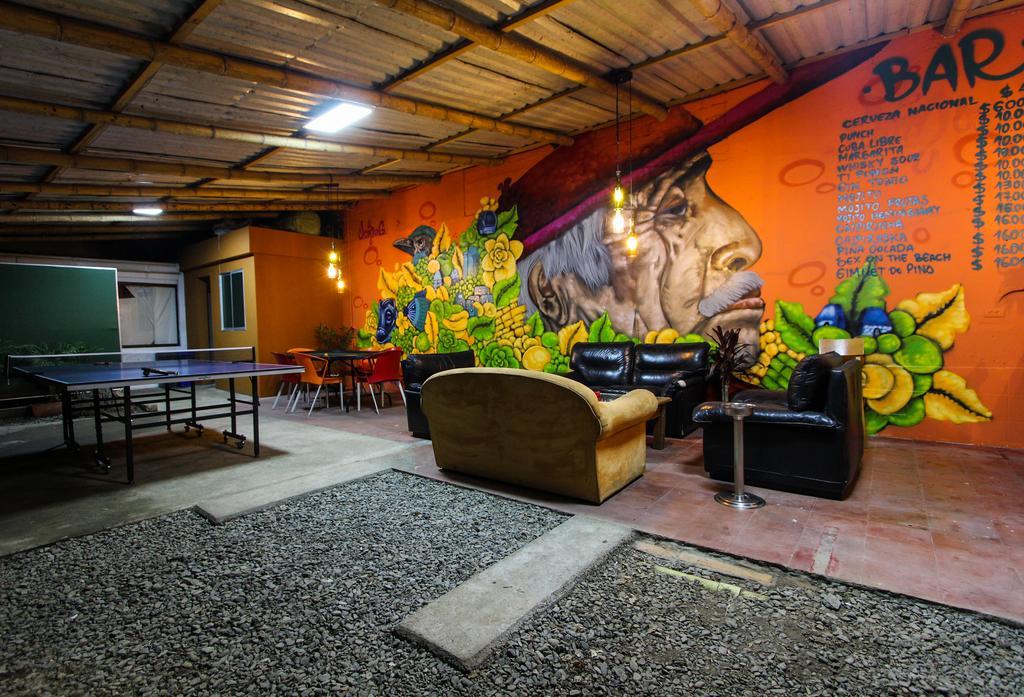 Poblado Park Guest House Medellín Buitenkant foto